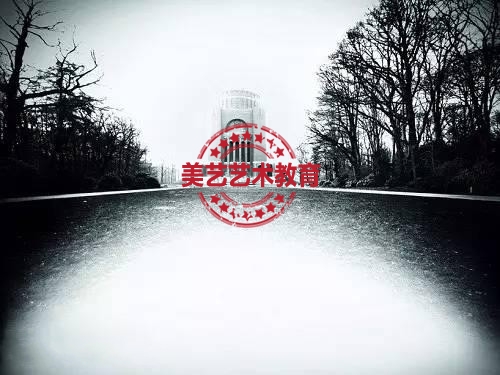 他们发现，垃圾箱竟然还可以当单反用！
