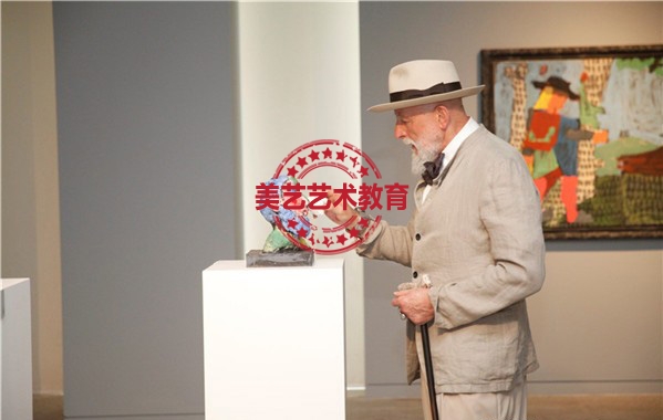马库斯•吕佩尔茨：我们必须弄清“艺术不是什