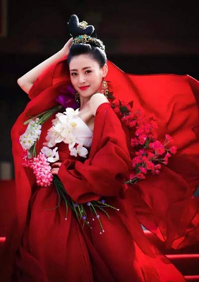 《太子妃升职记》服装竟是时尚大咖设计师作品