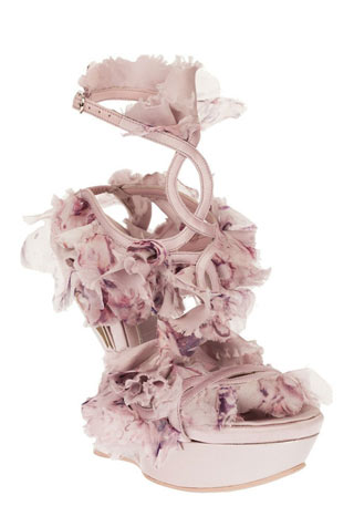 Alexander McQueen 美轮美奂到极致的鞋履 Alexander McQueen 美轮美奂到极致的鞋履