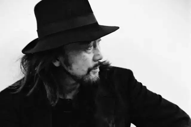 时尚·说丨「我原本以为只是自己独行,却发现每个人都是独行